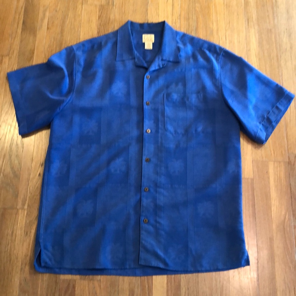 🏝JOS A BANK SHORT SLEEVE BEACH STYLE BUTTON DOWN